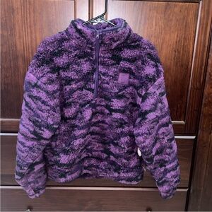 NWT Ivory Ella Womens 1/2 Opening Zip Teddy Fleece Purple Camo Size Xs